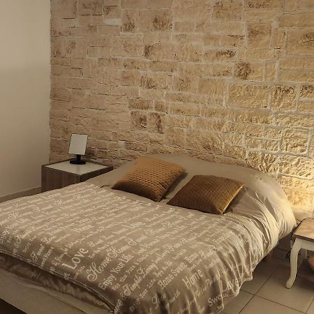 Maison Tout Confort Villa Nimes Exterior photo